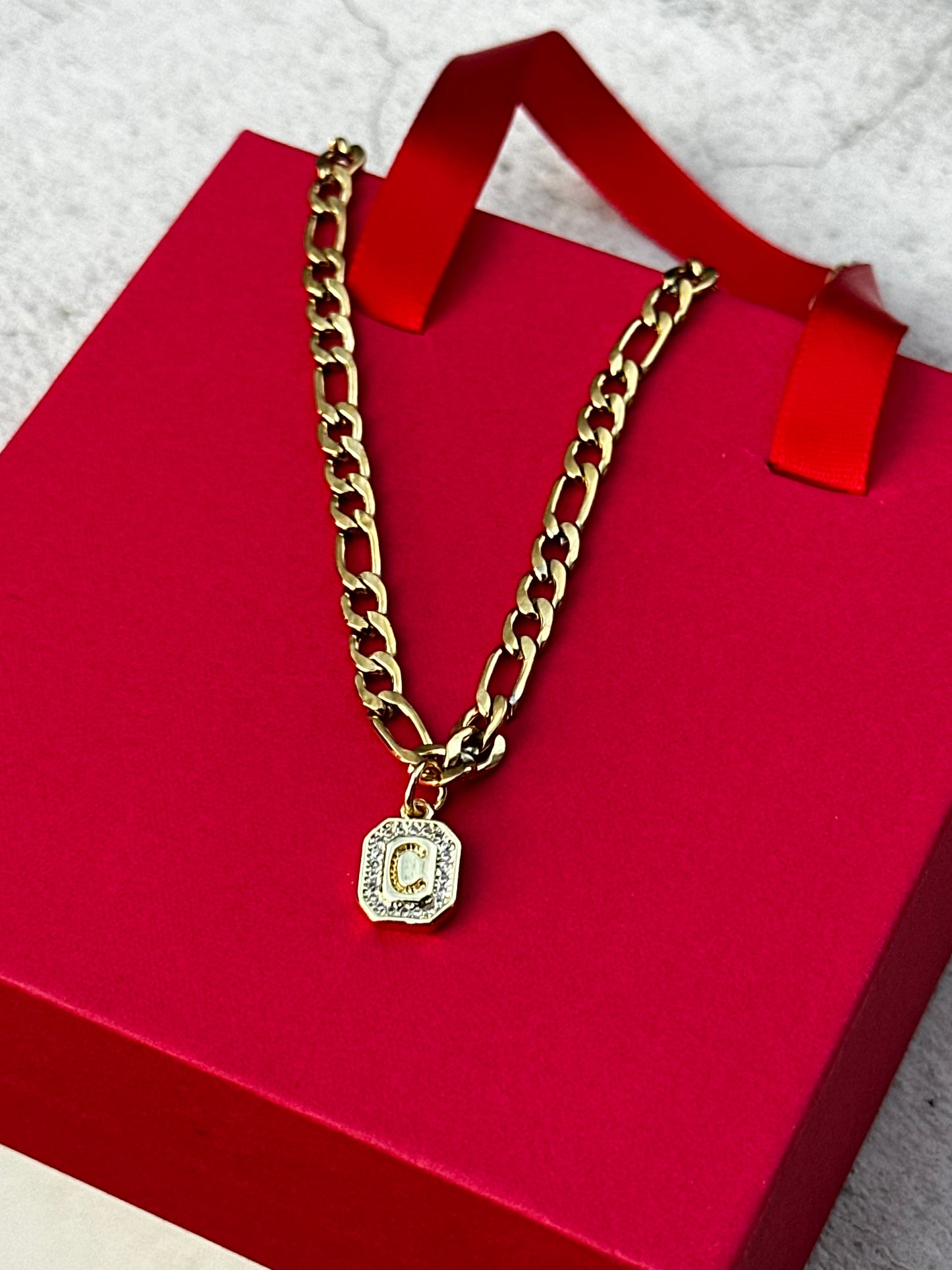 Pulsera de inicial con cadena